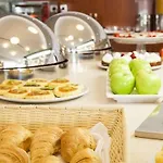 Hf Fénix Garden Hotel 3*