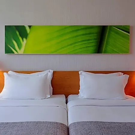 Hf Fénix Garden Hotel 3*