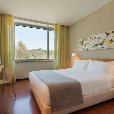 Hotel Hf Fénix Garden Lisboa