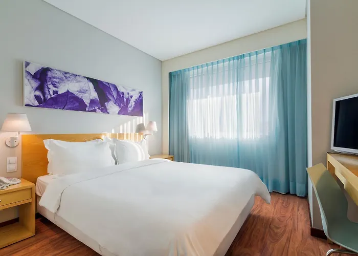 Hotell Hf Fenix Garden