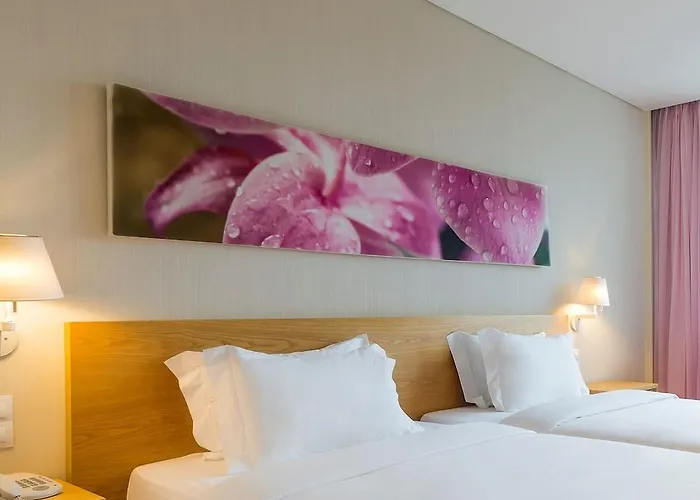Hotell Hf Fenix Garden 3*