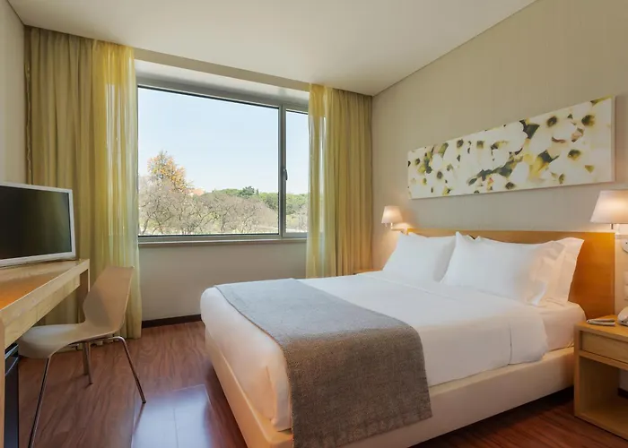 Hf Fenix Garden Hotell 3*