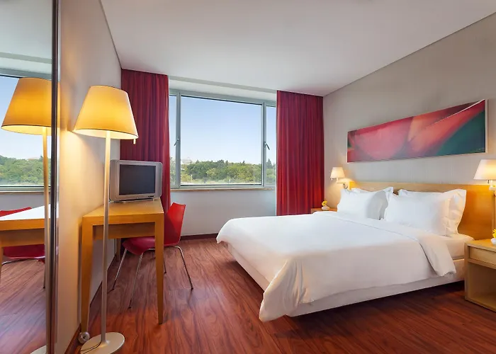 Hf Fenix Garden Hotell 3*