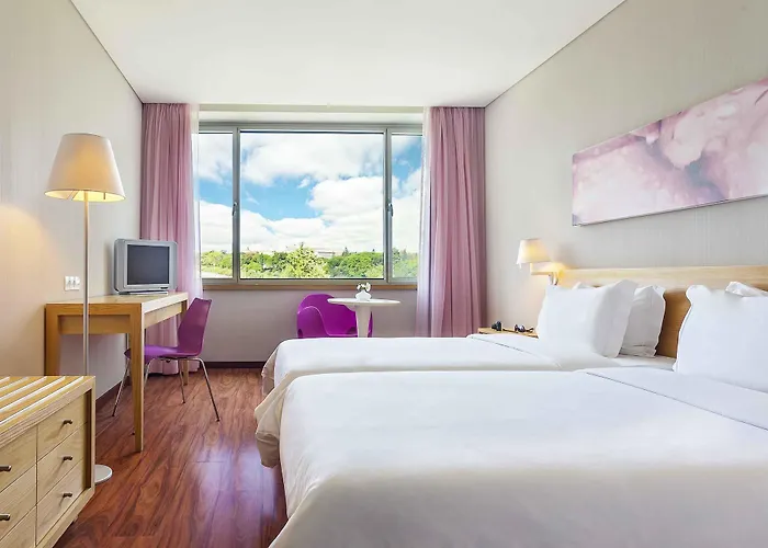 Hf Fenix Garden Hotell