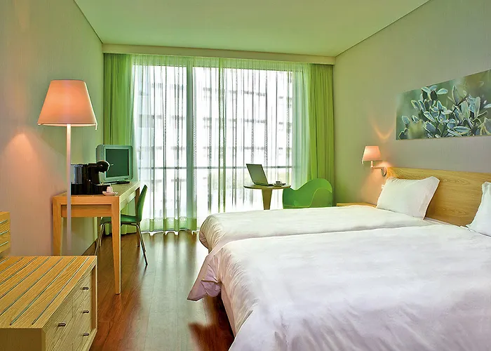 Hf Fénix Garden Hotel